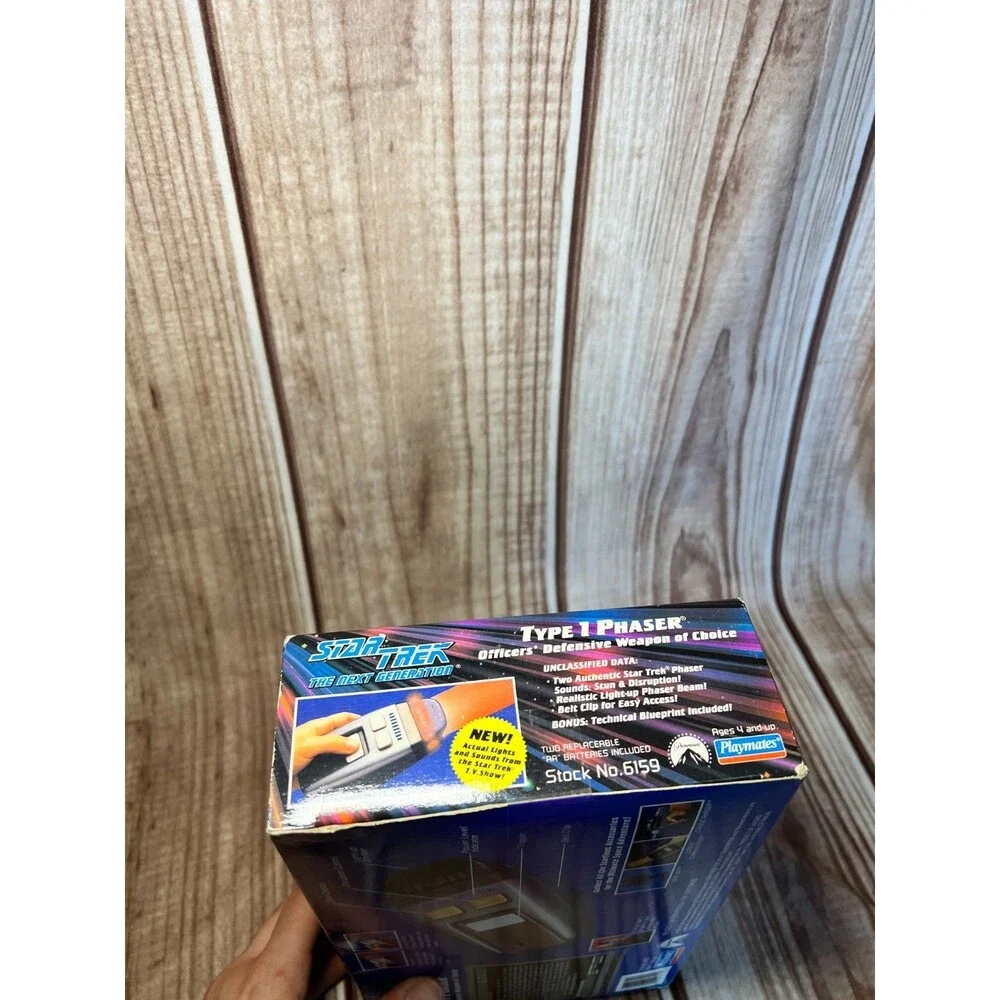 VINTAGE 1994 PLAYMATES STAR TREK NEXT GENERATION TYPE 1 PHASER